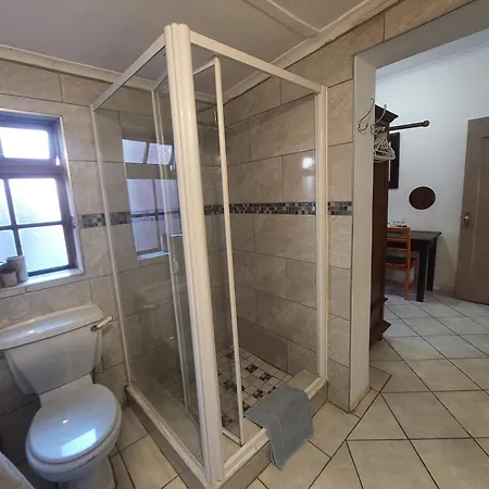Pebble Fountain Guesthouse Pretoria Exterior photo